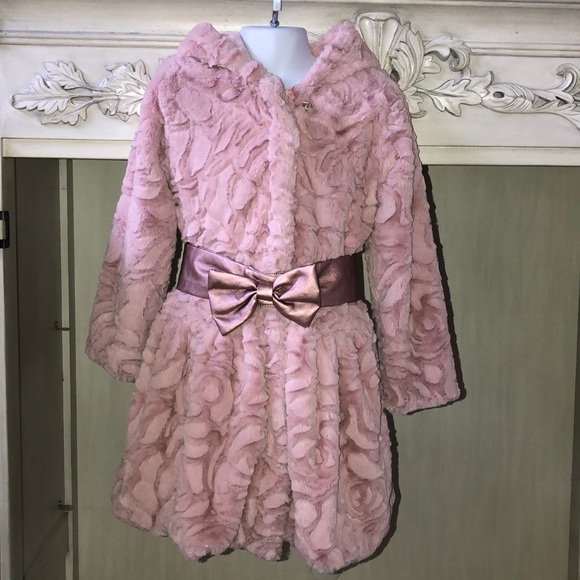 American Widgeon Other - 🔻American Widgeon Faux Fur Coat